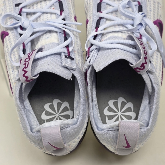 Nike Air Vapormax 2021 Flyknit Shoes Football Grey Hot Fuchsia Youth Size 7Y New - Picture 10 of 10